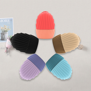 Moule à glace en silicone de petite taille pour le visage, rouleau à glace de 3 pouces et masseur facial Gua Sha, plateau à glace rafraîchissant pour la beauté du visage - Product Image 1