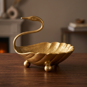 Cuenco Decorativo Hecho a Mano en Forma <span class=keywords><strong>de</strong></span> <span class=keywords><strong>Cisne</strong></span> <span class=keywords><strong>de</strong></span> Latón con <span class=keywords><strong>Cuello</strong></span> Esculpido y Patas Esféricas - Product Image 2