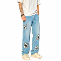 Jeans en denim bleu clair pour homme, coupe décontractée, avec appliques en forme de quatre étoiles