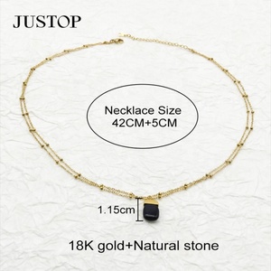 Collar con Colgante de Acero Inoxidable al por Mayor de China, Collar con Cadena de Moda con Cristal Curativo Geométrico Chapado en Oro Personalizado - Product Image 3