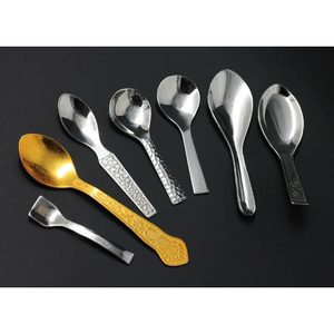 Cuillère à shilajit de style gadget intelligent, conçue pour un contrôle précis des suppléments, outil de bien-être futuriste - Product Image 2