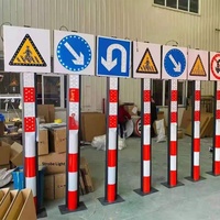 Segnalatore Luminoso a LED Riflettente Alimentato a Energia Solare per la Segnaletica Stradale e la Guida di Pedoni e Veicoli