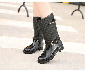 Novas Botas de Chuva Femininas Pretas Impermeáveis de Cano Curto e Bico Redondo, Antiderrapantes, com Cabedal em PVC, para Uso em Todas as Estações - Product Image 3