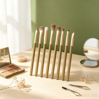 Ensemble de 7 pinceaux de maquillage pour les yeux, pinceaux synthétiques professionnels pour estomper les fards à paupières, les sourcils, le liner et le maquillage des lèvres