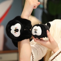 Peluche singe Saki à face blanche en gros, jouet en peluche avec anneau de claquettes, cadeau de dessin animé, porte-clés singe Saki pour enfant
