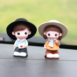 Figurines <span class=keywords><strong>de</strong></span> couple <span class=keywords><strong>de</strong></span> dessin animé mignonnes, <span class=keywords><strong>décoration</strong></span> intérieure <span class=keywords><strong>de</strong></span> voiture, artisanat, <span class=keywords><strong>décoration</strong></span> <span class=keywords><strong>de</strong></span> gâteaux, ornements en résine, artisanat - Product Image 2