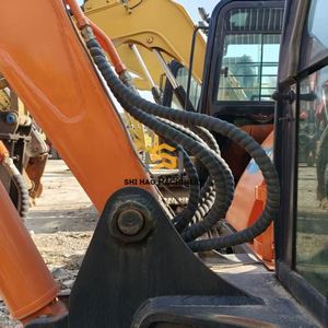 Excavadora DOOSAN DX55-9c de 5.5T, Eficiente y Duradera, Perfecta para Trabajos Agrícolas y Tareas Residenciales - Product Image 2