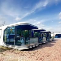 Maison Capsule Spatiale Personnalisée - Conteneur en Verre Préfabriqué de Luxe pour Magasin/Hôtel/Maisonnette, Design Moderne, Options Acier 40ft/20ft