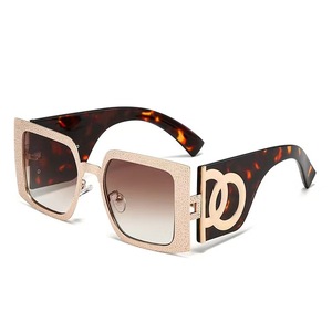New Design Summer Women Men Big Wide Metallic Frame Square Sun Glasses <b>Sunglasses</b> UV Protection Sun <b>Shades</b> - Product Image 5