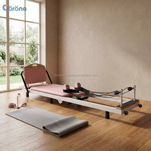 Reformer de <span class=keywords><strong>Pilates</strong></span> pliable rose avec logo personnalisé pour studio de <span class=keywords><strong>Pilates</strong></span> - Product Image 1