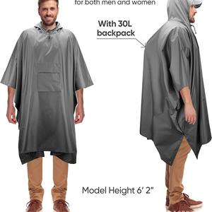 Poncho impermeable con capucha Woqi, gris, ligero, unisex, para senderismo, camping y uso de emergencia. - Product Image 1