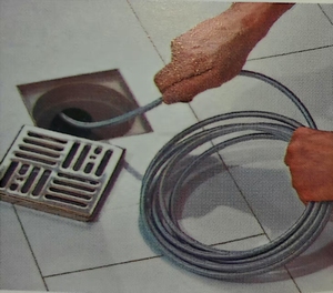 <span class=keywords><strong>Déboucheur</strong></span> de vidange professionnel de 5m (16,4 pieds) avec griffe flexible et outil de ressort de tarière de vidange d'évier de serpent de plomberie - Product Image 3