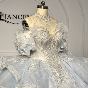 ชุดราตรีงาน Quinceanera รุ่น Gt003-Pz ดีไซน์หรูหรา ประดับลูกปัดวิบวับที่ตัวเสื้อ แต่งผ้าลูกไม้ลายดอกไม้เป็นชั้นๆ ทรงบอลเดรส ยี่ห้อ Jancemebr - Product Image 3
