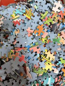 Produttore di <span class=keywords><strong>Puzzle</strong></span> 501-1000 Pezzi in Cartone Grigio-Blu, Servizio OEM, Certificato FSC, <span class=keywords><strong>Puzzle</strong></span> Personalizzati per Adulti - Product Image 4