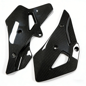 Pièces de moto en fibre de carbone 3K fabriquées sur mesure par SHENYU CUSTOM Factory pour le bouchon de réservoir de carburant - Product Image 5