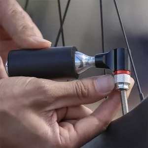 16G Aluminum Alloy Mini Bicycle Pump Portable CO2 Bike Air Inflator Emergency CO2 Inhaler for Tire Pumping Bicycles