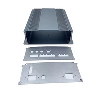 Boîtier métallique de distribution d'alimentation pour amplificateur de voiture en profilé d'aluminium anodisé personnalisé, usinage CNC, contrôle électrique