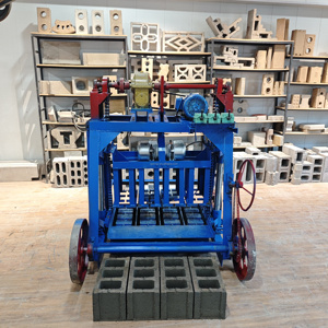 Máquina Portátil para Fabricar Bloques de Hormigón y Ladrillos Huecos, Adecuada para el Mercado Africano - Product Image 3