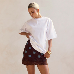 Mini-jupe en satin à pois à taille haute avec bordure en dentelle pour femme, tenue décontractée FDL1995 - Product Image 4