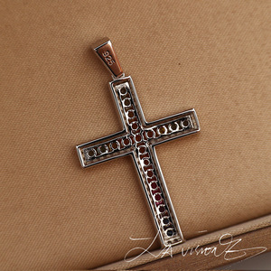 Colgante de la serie Counterattack de aleación vintage con incrustaciones de plata 925, corindón y cristal de diamantes de imitación - Product Image 4