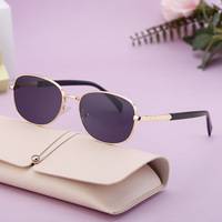 Vente en gros de lunettes de soleil de créateur mode avec logo personnalisé méta monture ovale lunettes de soleil avec protection UV pour hommes et femmes unisexes