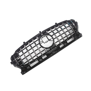 Calandre avant style Mercedes-Benz GT, noir brillant avec bandes argentées, pour GLA H247 Sport Edition 2020-2023, matériau ABS - Product Image 4