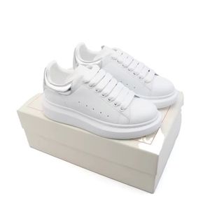 Latest Design Luxury Fashion Unisex Casual Sport Shoes Genuine Leather Cushioning Lace-up <b>Sneakers</b> for Men - Product Image 3