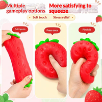 Jouet anti-stress en forme de fraise à presser, en TPR à rebond lent, boule de décompression parfumée à la fraise