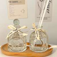 Bouteille diffuseur de parfum sans flamme en verre blanc brillant de 100 ml, forme diamant, col baïonnette, gaufrée, avec bâtonnets en fibre