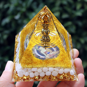 Pyramide en cristal Kogiya, artisanat en résine époxy, décoration d'intérieur, ornement de bureau, couleur Vajra, gravure interne, objet de collection, cadeau - Product Image 3