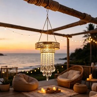 Décoration de jardin, lustre solaire en cristal, lumière LED blanche chaude, lampe suspendue à perles, style bohème, lampe suspendue pour patio, mariage