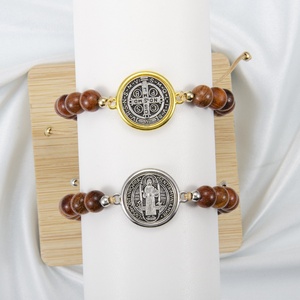 Pulsera Religiosa Católica con Rosario, Cuentas de Madera para Oración, Colgante Circular de Aleación con <span class=keywords><strong>Cruz</strong></span> de <span class=keywords><strong>San</strong></span> <span class=keywords><strong>Benito</strong></span>, Regalos Religiosos - Product Image 3