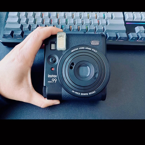 Appareil photo instantané à impression en une étape Mini 99 finition noire avec réglage des filtres et double exposition - Product Image 3