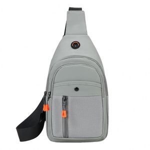 Sac de Poitrine en PU pour Homme, Multifonctionnel, Imperméable, avec Trou pour Écouteurs, Antivol, Design Bandoulière – Vente en Gros - Product Image 1