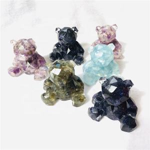 Pierres de guérison naturelles, sculptées en cristal, pierres de gravier en époxy, ours du macam et époxy pour la décoration, vente en gros, pièces - Product Image 1