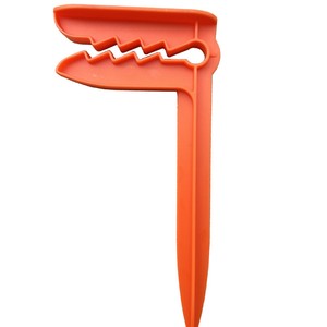 Seaside Outdoor Picnic <b>Mat</b> Holder with Windproof Tent Clip Fixed Bath Towel Plastic Clip Beach Windproof Bath <b>Mat</b> Clip - Product Image 1