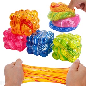 Jouet créatif en maltose à récupération lente, anti-stress, personnalisé en usine, avec rayures colorées et forme carrée - Product Image 4