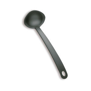 Cucchiaio da cucina Eco Sauce Ladle in plastica nera con manico lungo per servire e mescolare la zuppa - Product Image 1