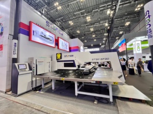 Open Type Mechanische <span class=keywords><strong>Cnc</strong></span> <span class=keywords><strong>Punch</strong></span> Pers Torentje Ponsen Werktuigmachines Grote Zware Koepel Aluminium Gat Ponsmachine - Product Image 5