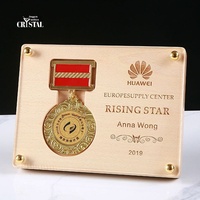 Plaque d'autorisation créative en bois massif personnalisée Glorious Retirement Anniversary Volunteer Commémoration Medal Honor Acrylic