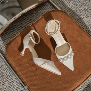 Zapatos de boda de lujo con cordones y sin cordones, punta cuadrada, tacón de cuña alto, satén, pedrería, Evergreen Club, ligeros - Product Image 3