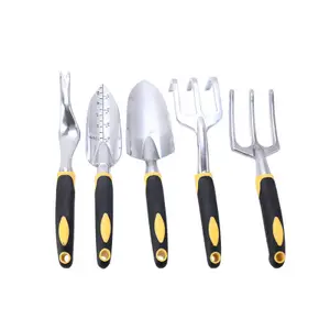 Kits d'équipement et d'outils de jardin