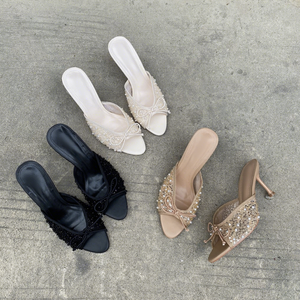 <span class=keywords><strong>Sandali</strong></span> con <span class=keywords><strong>Tacco</strong></span> a Spillo e Punta Quadrata per Donna, Eleganti con Perle e Fiocco, Ideali per Matrimoni e Feste - Product Image 1