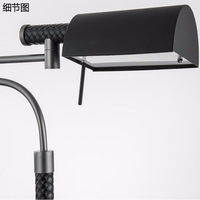 Lampe de table rectangulaire en cuir noir et métal de luxe moderne américaine - Éclairage décoratif haut de gamme pour les projets hôteliers, les bureaux de vente
