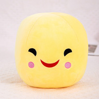 Vente en gros de jouets en peluche drôles de pois oreillers en peluche jouets en peluche mignons de gousse de pois