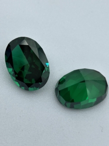 Toptan en kaliteli çeşitli renkler ezilmiş Oval buz kesim gevşek kübik zirkonya CZ taşlar gevşek taş takı için kullanılan kakma - Product Image 4