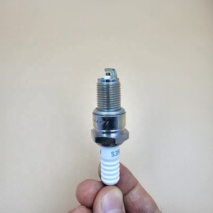 Bougie d'allumage de moteur de vente chaude BPR5ES BPR6ES BPR5E BPR5ES-11 BPR5ESX4 bougies d'allumage de moteur pour des pièces de moteur - Product Image 1
