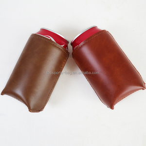 Funda de Neopreno y Cuero PU Premium para Latas de 12 oz, con Borde Cosido, Elegante Portavasos Aislado de Cuero Marrón - Product Image 3