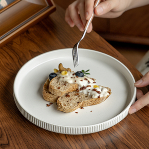 Assiettes à dîner en céramique nordique <span class=keywords><strong>Assiette</strong></span> <span class=keywords><strong>plate</strong></span> de 8 pouces Design rond en relief Bol à salade en porcelaine Vaisselle Vaisselle - Product Image 4