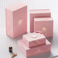 Coffret Cadeau Rose Haut de Gamme Grande Capacité avec Ruban et Sac de Transport pour Cosmétiques, Parfums, Soins de la Peau, Cadeaux de Fêtes